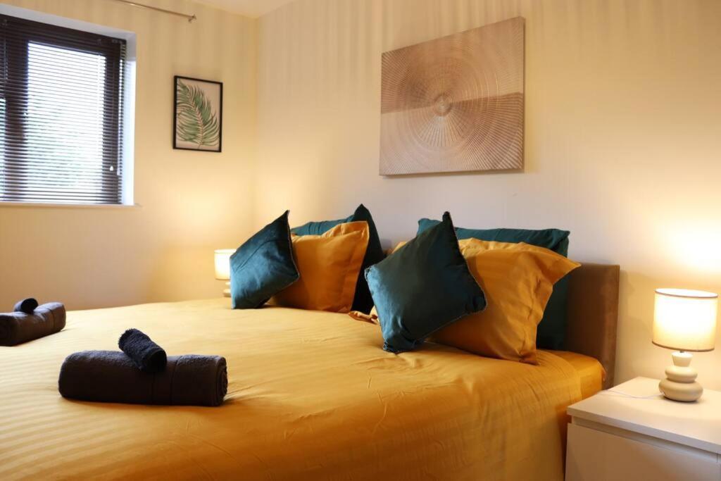 Cosy 3 Bedroom 2 Bathroom House With Parking Sheldon  Luaran gambar